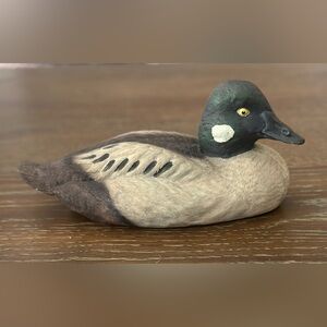 Vintage resin goldeneye duck